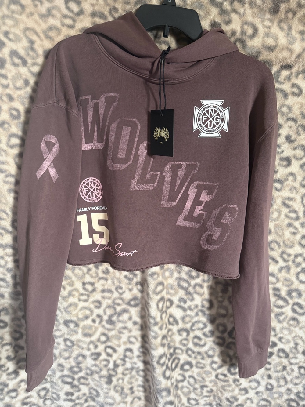 Darc Sport Breast Cancer Awareness Cropped Wolves Hoodie